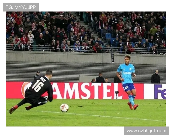 特雷西冲撞争议英队称第九佳绩